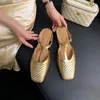 Тапочки летние женщины -мулы сплит кожаные туфли для квадратных носок коренастые плетения каблуки с низким современным