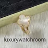 High End jewelry rings for vancleff womens Seiko Reproduction Sterling Silver Light and Simple 18K Rose Gold White Fritillaria Set with Diamond Clover Ring Original