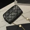 Doppi di perle di lussuosa perle di lusso Borse a tracolla a catena regolabile classiche mini patta trapuntato diamante reticolo nero borsa da esterno bianco esterno 20x13 cm Tasto di carto