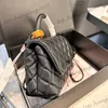 Damen Luxusbrand Top Co -Handle Kaviar Leder Hobo Full Black Bags Hardware Matelasse Kette Crossbody Handtaschen gesteppte Diamantgitter Multi -Pochette -Geldbörse 18 cm