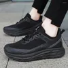 Casual Shoes 2024 Sneakers Men platforma Platforma Sports Fashion Up Mens Vulcanize Chunky Ins-Slip Chaussure Homme