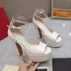 Mode elegante vrouwen slingback sandaal peep tenen ontwerper sandaal echt leer 155 mm dikke hak trouwschoenen met met leer bedekt platform en blokhiel met doos