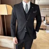 Costumes masculins 7xl (pantalon de gilet veste) marque haut de gamme Business Mens Homme Suit en trois pièces robe de mariée de marié Couleur solide plus taille