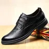 Scarpe casual di grandi dimensioni 37-46 uomini brogue genuina in pelle abito oxford ufficio maschio ufficio ben vestito per uomini calzature formali per moderna