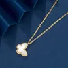 Designer Brand Van Glod New Butterfly Small Double sided Female White Fritillaria Pendant Simple and Luxury Versatile Collar Chain