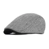 0JQA Berets Winter Dikke krantenjongen Cap Men Vintage Herringband Vrouwen Casual Stripe Berets Gatsby Flat Hat Peaked Cap Instelbare D240418