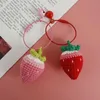 Keychains Lonyards Sweet Tiven Strawberry Pendant laine Croched Fruit Hanging Car Keychain Sac Accessoires Charme