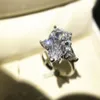 Anello romantico di fidanzamento per matrimoni a forma di pera a forma di zirconia cubica corniatura di alta qualità argento 925 anelli di gioielli per donne J-082288h