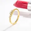 Clusterringe Hoyon Shiny Diamond Style Ring Mode 14K Gold Farbe Zartes zierlicher Frauenschmuck