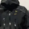 Jaquetas de jaqueta de tempestade ao ar livre Jackets Men Women Black Gold SV Alta Versão High