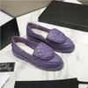 2024 Scarpe da design da donna Scarpe casual primaverili viola Nuovi dimensioni di arrivo 35-40