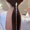 ヘアラバーバンド2024新しいファッション合金ラインストーンヘビヘアピン輝くタッセルチェーンヘアバックルガール女性パンクメタルヘアアクセサリーY240417