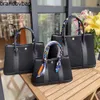 Garden Party Wholesale Top Original Tote Sacs en ligne Boutique en ligne Cow Tolevas Sac Business portable Portable Messenger avec réel