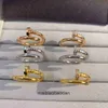 Anneaux de bijoux de créateurs haut de gamme pour femmes Carter Nail Ring Love Mens and Womens Pair Ring étroite Beauté Wide Couple Full of Stars Original 1: 1 avec un vrai logo et une boîte