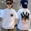 T-shirts Baby T-shirt Cotton Luxury Brand Graphic Printed Imprimé pour garçons et filles à manches courtes Cavai Childrens Casual Top T-shirt Q240418