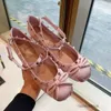 Chaussures de fond chaussure nouvelle fille tino plate Designer riveted ballerinas Lady Summer Fairy Style Single Ballet Ballet Women's 2024 1BJB