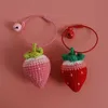 Keychains Lonyards Sweet Tiven Strawberry Pendant laine Croched Fruit Hanging Car Keychain Sac Accessoires Charme