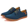 Casual schoenen voor mannen 2024 Spring herfst Heren Suede klassieke sport comfortabel formeel flat