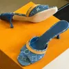 Projektant Revival MULE Designer Blue Denim Sandals Haftowane drukowane szpilki obcasy skórzane okrągłe palce Flip-Flops Letni Sandał Sandałowy Mule Sandałowy
