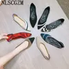 Casual schoenen puntige teen flats dames plat comfort loafers vrouwen klimplanten harajuku luxe ontwerpers Espadrilles