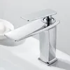 Badrumsvaskkranar Underbesök Bassängkranar och kallt tvätt med ett enda handtag i badkar