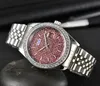 Unisex Womens Herren Diamonds Ringpunkt Uhren 40 mm hohe Qualität Drei Stiches Design Luxus automatisch Quarz Bewegung Uhr Tag Datum Zeitkette Armband Uhrengeschenke