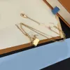 Collier de chaîne de charme de sac de mode Collier de luxe Gold Silver plaqué pendentif en acier inoxydable Chokers Femmes Jewerlry Wedding Gift with Box