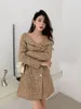 Robes décontractées Robe de femme d'automne 2024 Fashion Golden Tweed Sexy Sexe sans bretelles à manches longues Long
