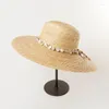 Berets 202405-HH7274C Ins handgefertigtes Strohunregelform natürliche Perlenkette Lady Fedoras Hut Cap Women Freizeit Panama Jazz