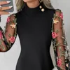 Lässige Kleider Herbst Feder Frauen Kleider Kleid durchsichtige Maschenscheide enge Taille Langarm O Halsknopf Dekor Lady Mini