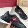 2024 Herrskor Ballys Summer Breattable Mesh Sports och Casual Shoes Versatile Lightweight Low Top Shoes Mens Board Shoes