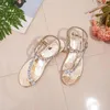 Casual schoenen Sexy Peep Toe Buckle Strap Women Flat Sandals Big Rhinestone Clip Flip Flop Slippers voor Beach 2024