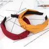 Headbands High End Hair Accessories New Solid Color Fabric Knot Hair Hoop Headwear Wholesale Simple And Versatile Wide Edge Tie Headbands Y240417