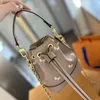 Designer bag The Bucket Bag Evening Bags Shoulder Bags Women Shoulder Handbags Tote Bags Designer Fashion Famous Cross Body Wholesale Embossing Drawstring 16cm