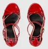 Słynne marki kobiety patentowe skórzane sandały buty na pasek na wysokim obcasie złoto czarne czerwone pompki impreza ślubna lady gladiator sandalias z pudełkiem. Eu35-43