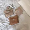 Bolsas de cosméticos 2024 Sacão de maquiagem de veludo de veludo mole para mulheres grandes cor de cor sólida Zipper Girl Beauty