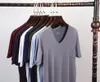 Men's T-skjortor Ice Silk Shirt Mens Casual Seamless Short Sleeve Slim Invisible Man Base Tops Summer V-Neck Tee Base Base