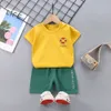 Souet short à manches courtes de nouveaux enfants, Pure Cotton Trade Foreign Children's Clothing, Cross-Border Girl's T-shirt Set, One Piece for Shipping