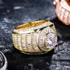 Hip Hop Iced Out Baguette Cluster CZ Ring Top Quality Gold Gold Ring Fashion Jóias de luxo para presente Mens ring230y