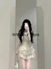 작업 드레스 2024 세트 슬래시 넥 단단한 주름 슬림 한 슬림 불규칙 여성 티셔츠 Y2K 미학적 패션 세련된 달콤한 층 케이크 스커트