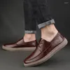 Sıradan Ayakkabı 2024 Dantel Deri Erkekler Loafers Yumuşak Rahat Erkek İş Düz Ayakkabı Sıcak Marka Oxford