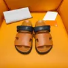 Slippers Chypre Sandal Designer Sliders Flip Flops Sandales plates pour la plage Comfort Cassin Cuir en cuir Natural Suede en peau de chèvre en brun et noir pour les femmes et les hommes