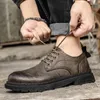 Casual Shoes Men Wed Dress Shoe Lace Up Business Oxfords Point Toe Office Formal For Man Designer Brand äkta läder