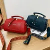 Sac Soft Feel Small Femme 2024 Fashion Portable Oreiller Wal Wide Sprle Single Single Messager