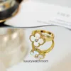 Vancleff Womens için Yüksek Uç Takı Yüzükleri V Altın Kalın Kaplama 18K Yonca Tek Çiçek Elmas Beyaz Fritillaria Siyah Acate Ring Orijinal 1: 1 Logo, Kutu