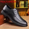 Scarpe casual maschili da uomo Oxfords uomini morbidi mocassini in gomma anti-slip man fatti formali fatti a mano 38-44