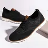 Scarpe casual stivali primaverili a tacco piatto vulcanizzare sneaker uomini che camminano da uomo all'aperto sport diversi piccoli prezzo