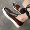 Mens Sıradan Ayakkabı Moda Yılan Hinkini Tahıl Deri Erkekler Retro İngiliz Stil Loafers Slipon Açık Daireler Keşiş 240410
