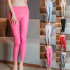 Kvinnors trosor trendiga transparenta mjuka byxor sexiga glansiga glänsande leggings öppna grenbyxor sticker ut från mängden