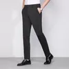 Męskie spodnie Slim-Fit Stretch Suit Outdood Windorproof Solid Color Sfers Big Production All Sezon Wygodny
